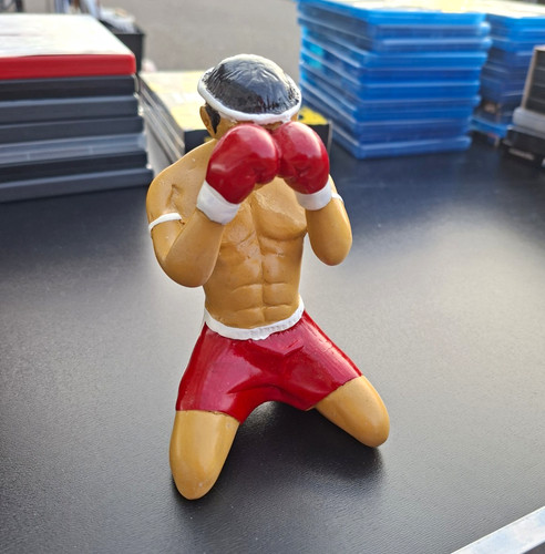 Boxer figur kniend mit roten - boxer,