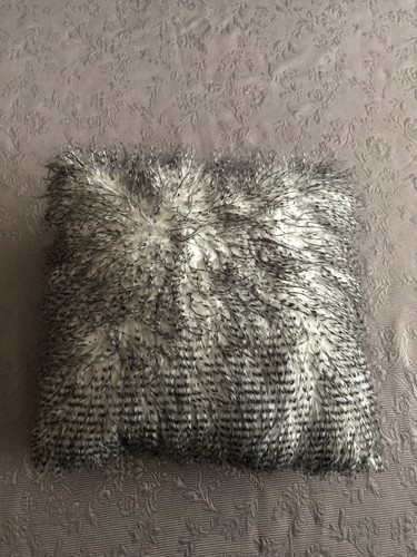 Fell imitat kissen mit - fell,