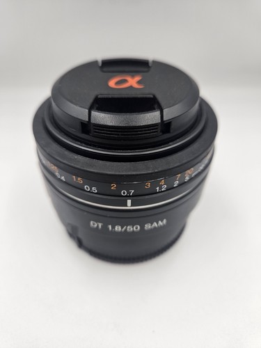 Sony alpha sal50f18 mm - 50,