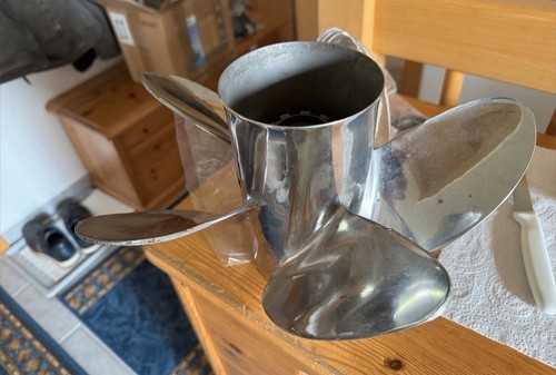 Mercury high five propeller - high,
