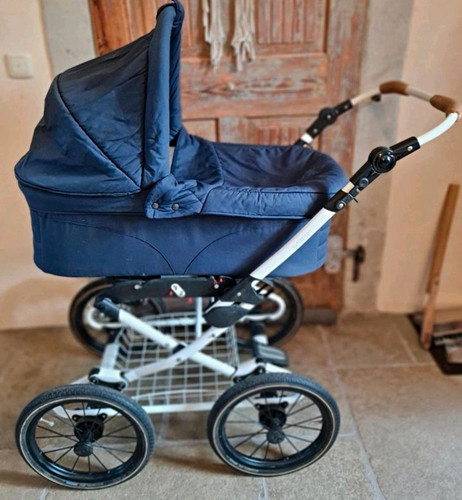 Retro klassischer kinderwagen - retro,