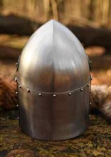 Topf aus poliertem Stahl mit