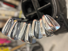 Titleist 690 MB Eisenset