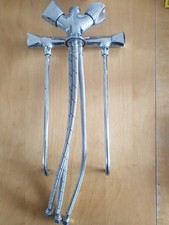 Ausschankarmatur Wasserhahn für 2 Becken 2 Unterspülrohre Schwenkauslauf neu