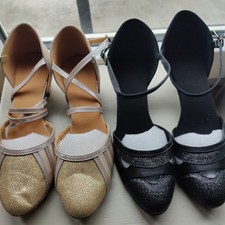 Tango Tanzschuhe Größe 42 ( 2 Paar Kostet 23€)