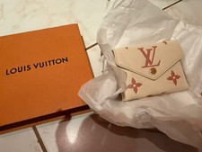 Louis Vuitton LV Victorine