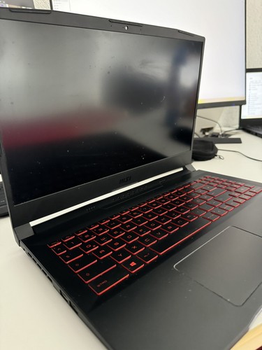 Msi katana gf76 12ug - katana, 12ug-054,