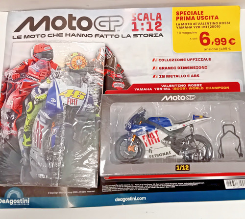 Valentino rossi yamaha - rossi,