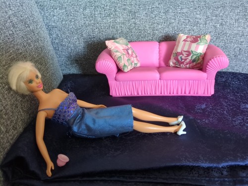 Barbie couch mit kissen - barbie,