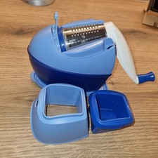 Tupperware * Mahlchef * Mahl Chef * Käsereibe * Nussmühle * Camping * Outdoor