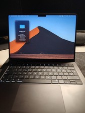14" Mac Book Pro M5 16GB RAM