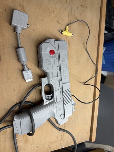 Namco light gun - light,