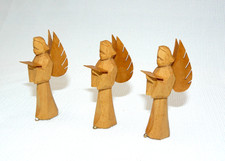 3 Erzgebirge Engel handgeschnitzte Figuren Krippenfiguren Holz geschnitzt