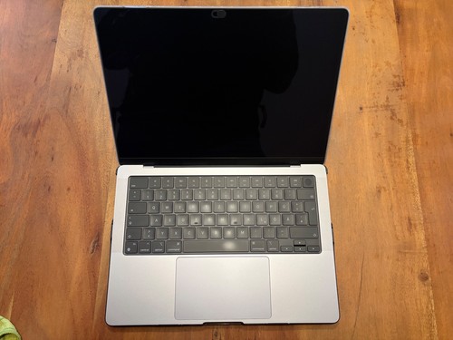Apple macbook pro - apple, 14
