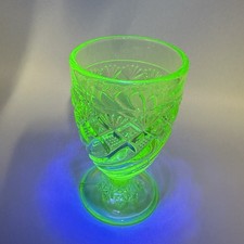 Weinglas Kelch Glas Uranglas