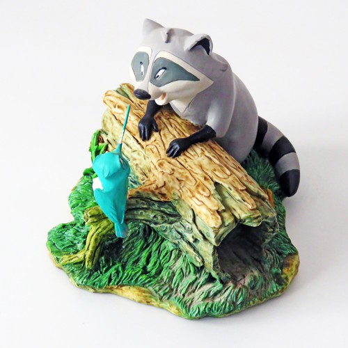 Disney pocahontas meeko flit - pocahontas,