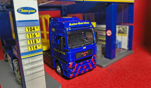Maisto man tga truck mit - tga,