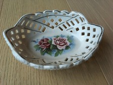 Schale Porzellan durchbrochen