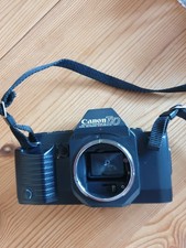 Fotoausrüstung Canon T 70, Camera, Fototasche, Blitzlicht und vier Objektive