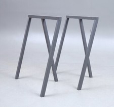 Hay Loop Stand Tisch-Böcke