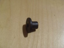 Befestigungsbuchse Schwingungsdämpfer Dolmar PS 2 3 34 36 41 45 (036114020)