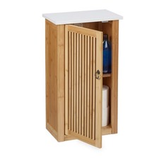 Badezimmerschrank hängend