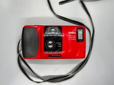 Konica Snapshot Kamera Auto Flash Focus Free DX System in knalligem Rot
