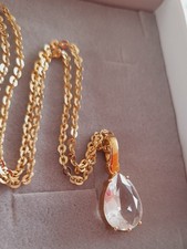 Halskette mit Anhänger Gold