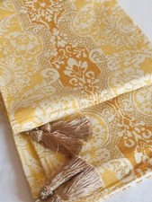 Sofaüberwurf – 100 % Baumwolle – 140 cm x 200 cm – 4 große Eckquasten - Gelb