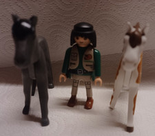 2 Playmobil 5108 Pferdeboxen