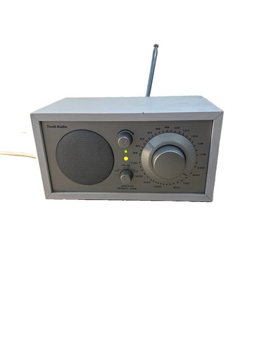 Tivoli audio model one fm - model, am/fm