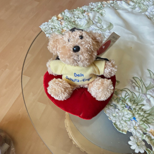 Plüschbär beige mit rotem