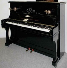Klavier Grotrian-Steinweg 128