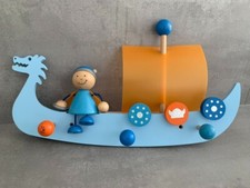Selecta - Snorre Garderobe für Kinder Wikinger mit 3 Haken ca.40x23 cm.
