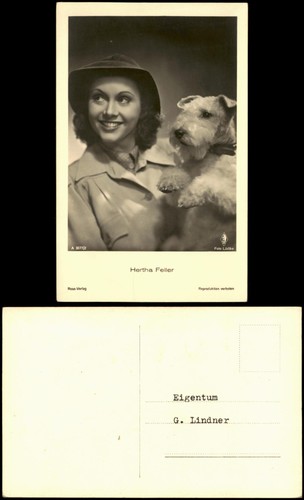 Hertha feiler mit hund - hertha,
