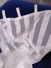 Ein gestreifter transparenter