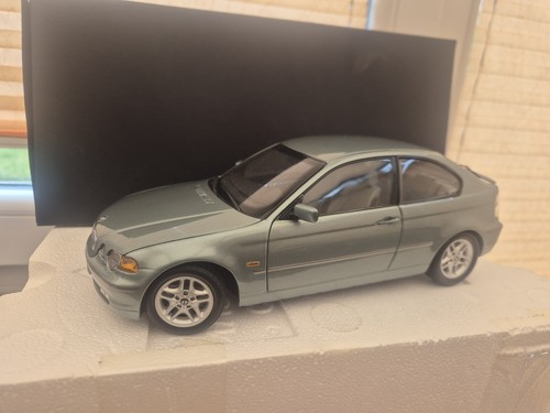 Kyosho bmw 325ti - 1:18,