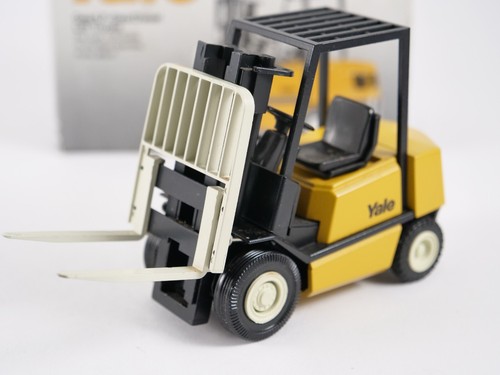 Yale gas - 1/25,