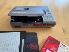 SONY MZ-R30 MINI DISC PLAYER