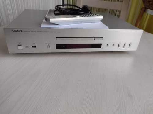 Yamaha s700 player - cd,