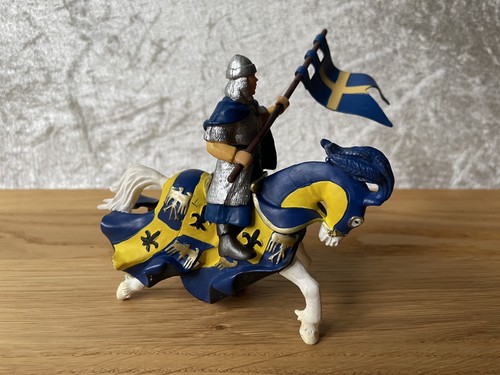 Ritter auf pferd von papo - von,