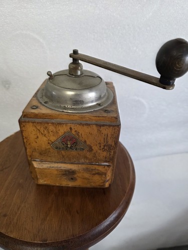 Vintage alte kaffeemühle - vintage,