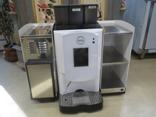 Carimali Kaffeemaschine Kaffeevollautomat Pulverdosierer Milchkühlschrank Tassen
