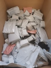 Mysterybox mit 10 Secret Packs