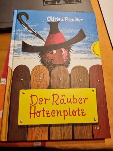 Buch neu der räuber - der,