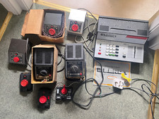 9 x Vintage Stromsteuergeräte für Spur OO Modelleisenbahn ungeprüft