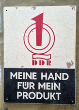Schild DDR-Arbeitsalltag