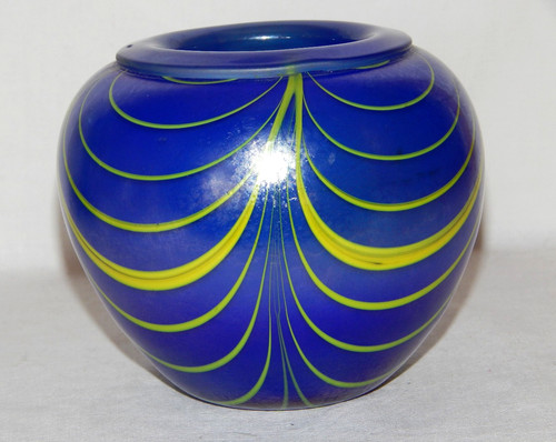 Kugelvase irisierend blau