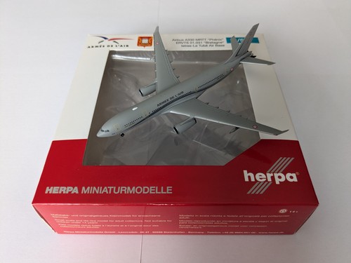 Herpa wings 536677 airbus a330 - wings,