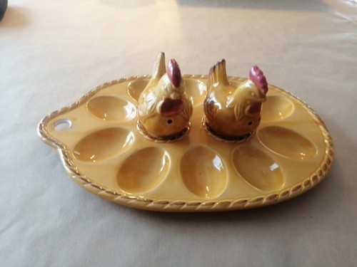 Vintage eierplatte mit salz - vintage,